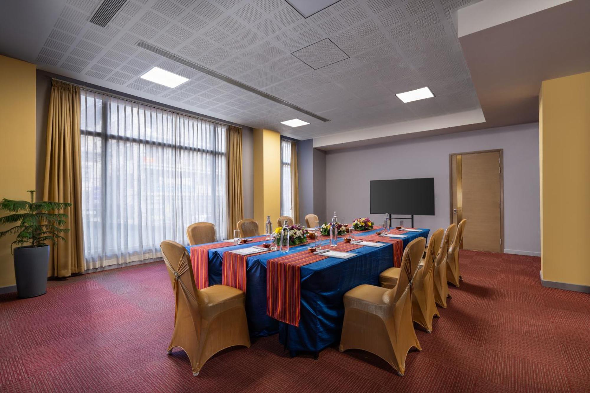 Yarkay Thimphu - Ihcl Seleqtions Hotel Екстериор снимка